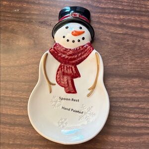 Kohl's Hand-Painted Snowman Spoon Rest in Red and Black